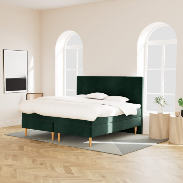 MasterBed Standard Sleepy - Kontinental - 160x200 - Kontinentalsenge 160x200 MASTERBED Med denne kontinentalseng med springmadras fra MasterBed får du en ergonomisk sund og samtidig super elegant seng til en god pris. Seng med optimal komfort og støtte Bunden består af en fast ramme med bæreskum. Oven på denne ligger en 18 cm høj madras med alt til soveværelset