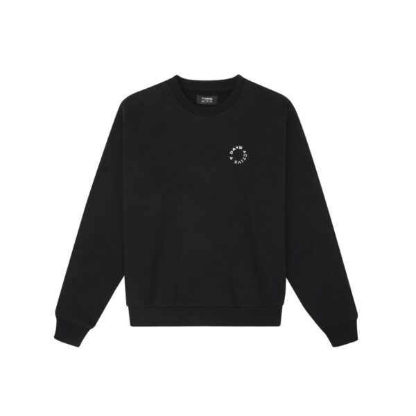 7 Days Active - Organic Crewneck sweatshirt  - sort - Size (l) - Tøj > Joggingtøj > Sweatshirts  Denne Crewneck sweatshirt fra 7 DAYS ACTIVE er en enkelt og klassisk sweatshirt. Trøjen er fremstillet af blødt og økologisk bomuld. Trøjen har en afslappet pasform og er designet med ribbede kanter