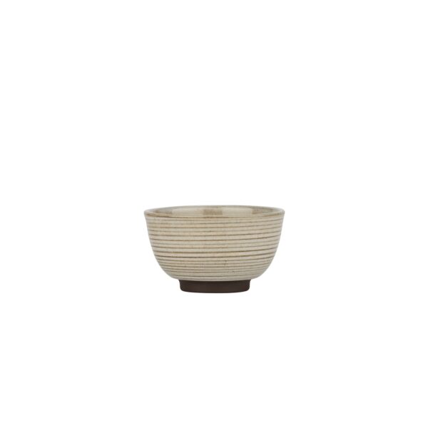 Bahne Interior - Birch skål 11x6cm hvid - Borddækning > Skåle > Skåle  Rustik skål i stentøj fra Bahne. Stentøj skålen er designet med en glasur