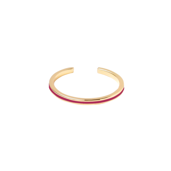 Bangle Up - Bangle ring - Raspberry - Smykker > Ringe > Ringe  Justerbar ring fremstillet af forgyldt messing. Den guld ring brydes med en stribe rød for at give lidt spil. Ringen er 0