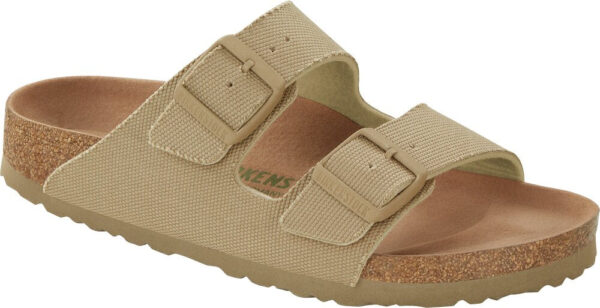 Birkenstock - Arizona Tex Canvas  - beige - Size (39) - Sko > Sandaler > Flade sandaler  Arizona Tex Canvas sandalerne kommer i den velkendte model med korksål. Sandalerne er designet i et cool canvas materiale