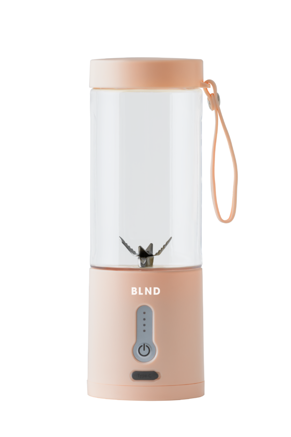 Blnd - Bærbar blender - pink - Køkkenudstyr > Køkkenmaskiner > Blendere  Bærbar BLND blender i en fin lyserød farve.Â Med denne bærbarer blender kan du nemt tilberede smoothies eller juice og tage dem med dig. PC-plast blandekoppen har en volumen på 530 ml