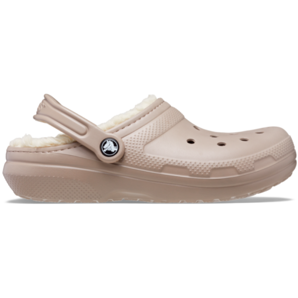 Crocs - Classic Fuzz - beige - Size (41/42) - Sko > Clogs > Clogs  Classic All-Terrain clogs er designet i det velkendte design med huller. Skoene er designet med hælkappe og blødt og fluffy foer.