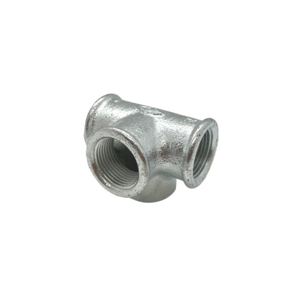 Galvaniseret tee med sideudløb 3/4" - Rør og fittings 3/4 RAW58 Med denne Galvaniseret tee med sideudløb 3/4" kan du bygge videre på dit RAW58 møbel eller bygge dit eget fra bunden. Specifikationer Dimension: 3/4" (2