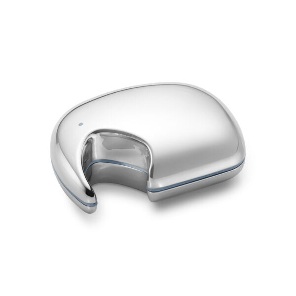 Georg Jensen - Elefant Keepsake Box - stål/blå - Interiør > Smykkeopbevaring > Smykkeskrin  Denne sjove æske er designet i det ikoniske Georg Jensen elefantdesign og er perfekt til opbevaring af mindre genstande.