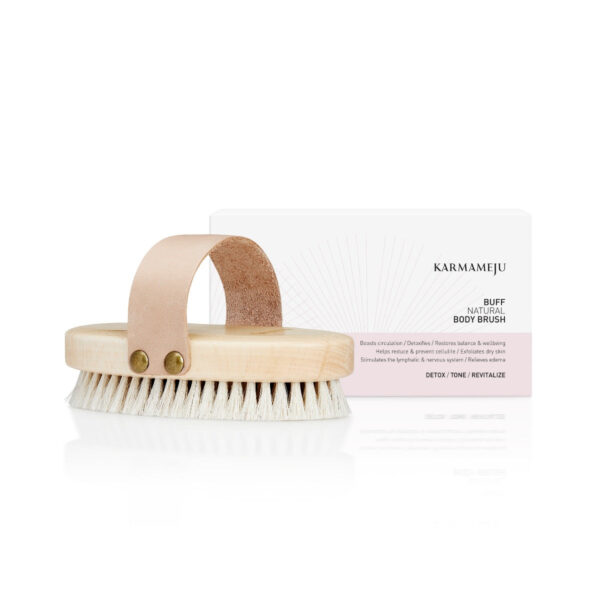 Karmameju - Buff - Body Brush - Kropspleje > Tørbørster > Tørbørster  Karmameju Buff - Body Brush appelsinhudens fjende nr 1! Øger cirkulationen