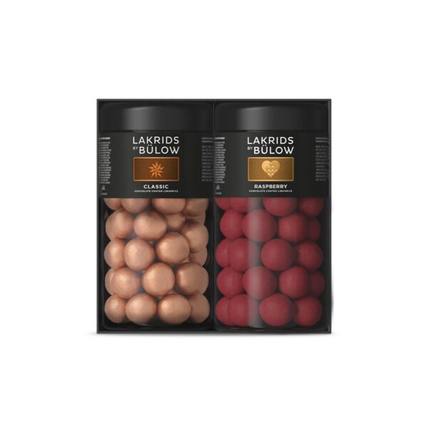 Lakrids By Bülow - Black box 2 x regular - Classic Caramel/ Crispy Raspberry - Køkkenudstyr > Delikatesser > Slik  Black box gaveæsken kommer med 2 regular æsker. Boxen indeholder 1 x regular classic caramel og 1 x regular crispy raspberry.