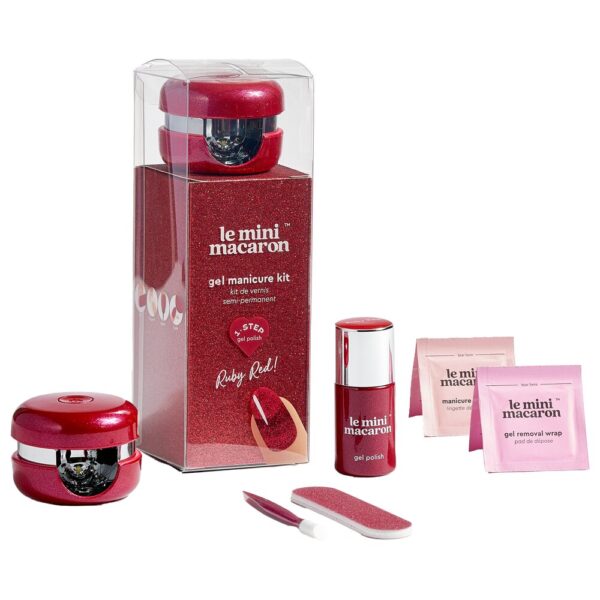 Le Mini Macaron - Gel Manicure Kit - Ruby Red - Negle > Neglelakker > Neglelakker  Dette Gel Manicure Kit fra Le Mini Macarons indeholder alt hvad du behøver for at skabe din egen gel manicure!