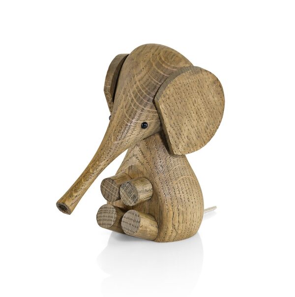 Lucie Kaas - Elefant - røget eg 11 cm - Interiør > Dekoration > Figurer  Elegant elefant udskåret i træ.Træfigurene fra Lucie Kaas er gaver med en god historie og gennemført design. Trækunst er en nordisk tradition