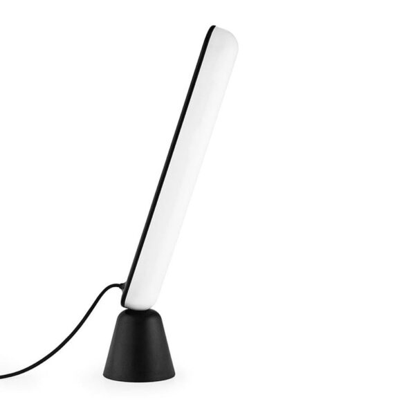 Normann Copenhagen - Acrobat bordlampe - sort - Lamper > Bordlamper > Bordlamper  Denne vare udgår af sortiment og sælges til udsolgt.