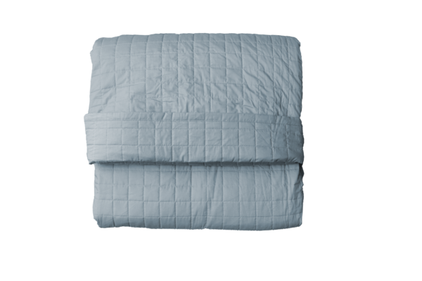 Omhu Quilted Percale sengetæppe - Lys grå - Puder & tekstiler > Sengetæpper > Sengetæpper  Sengetæppet er lavet i en lys grå farve