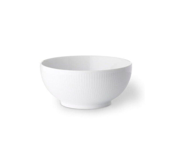 Royal Copenhagen - Hvid Riflet skål - 13 cm. - Borddækning > Skåle > Skåle  Skål i porcelæn fra Royal Copenhagen i serien Hvid Riflet. Hvid Riflet er klassisk